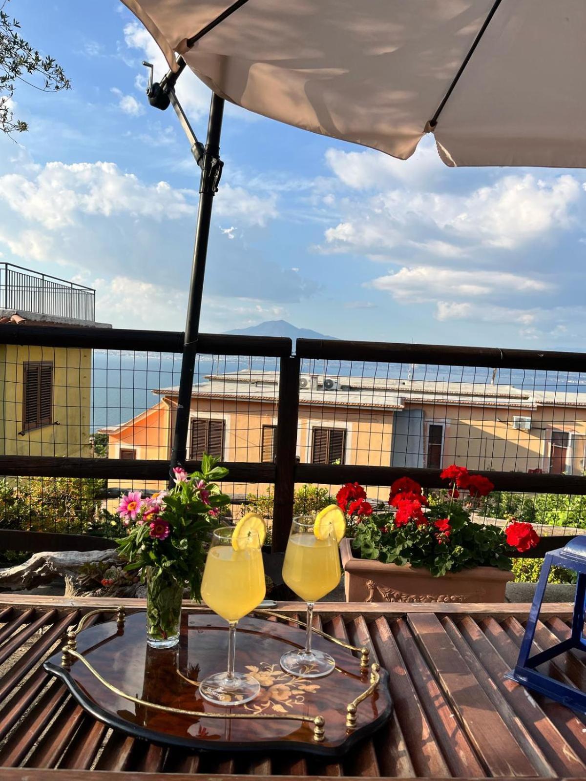 Elisabeth Seaview Apartments Sorrento Coast Vico Equense Exterior foto